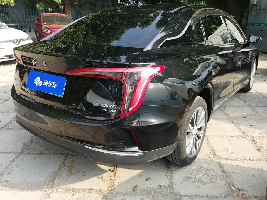 Hongqi E-QM5 2023 620km PLUS фото 3