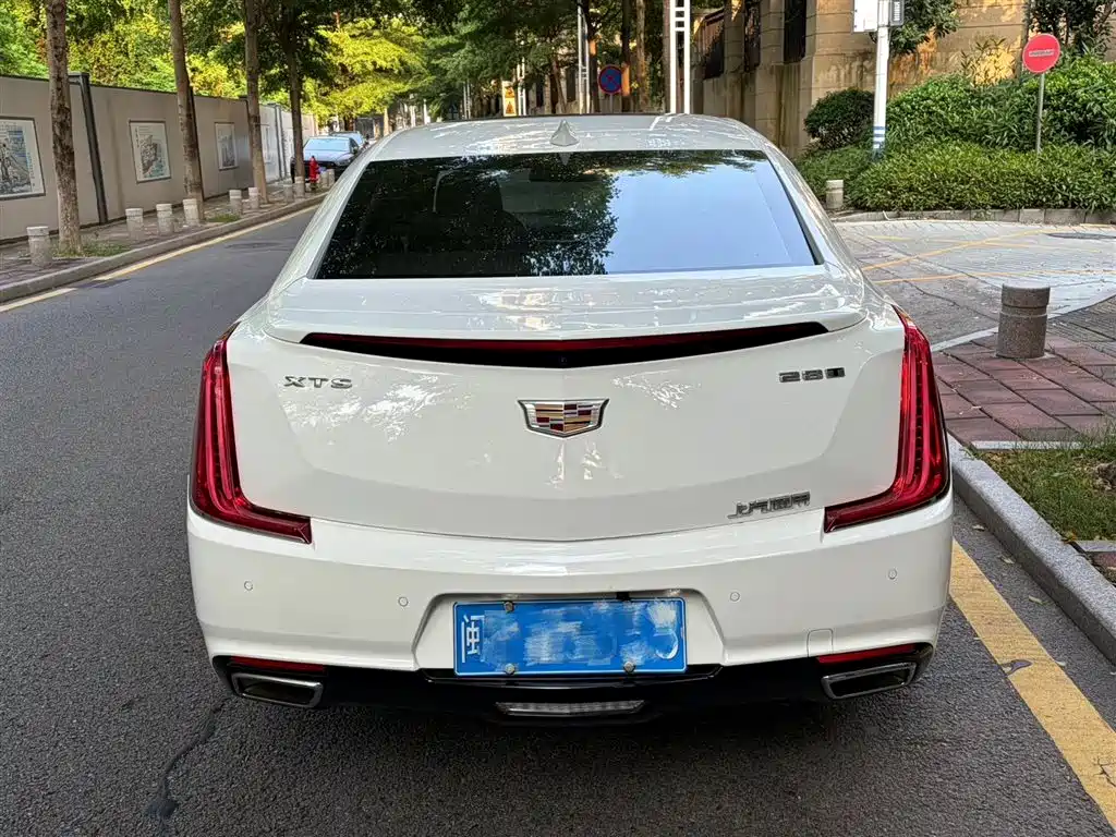 Cadillac XTS 2018 28T Technology фото 8