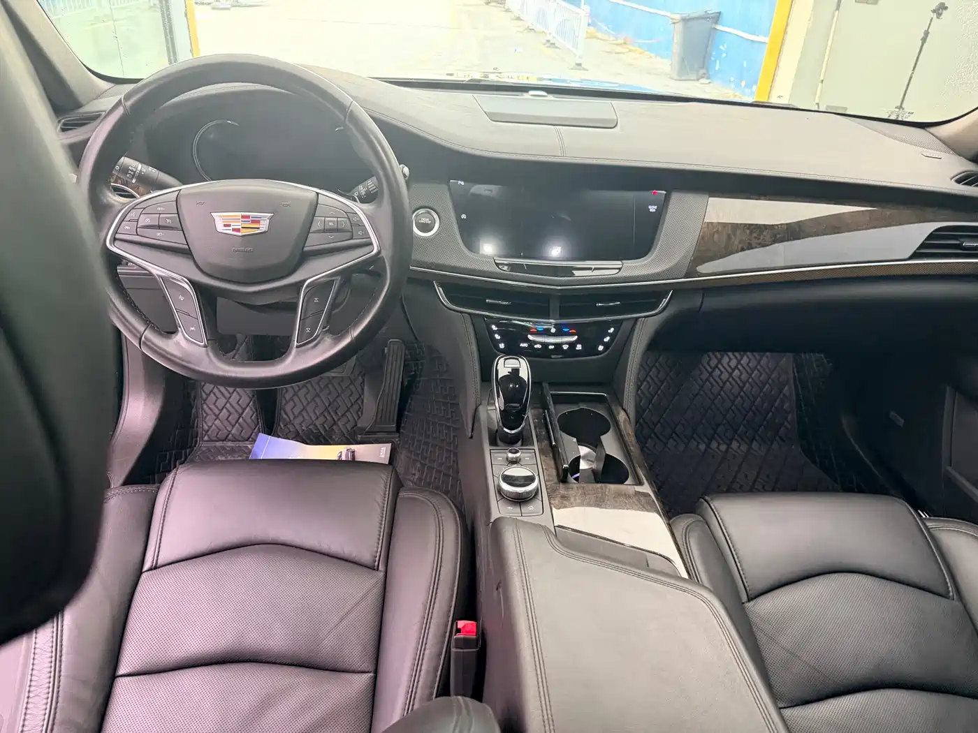 Cadillac CT6 2023 28T Luxury Edition фото 10