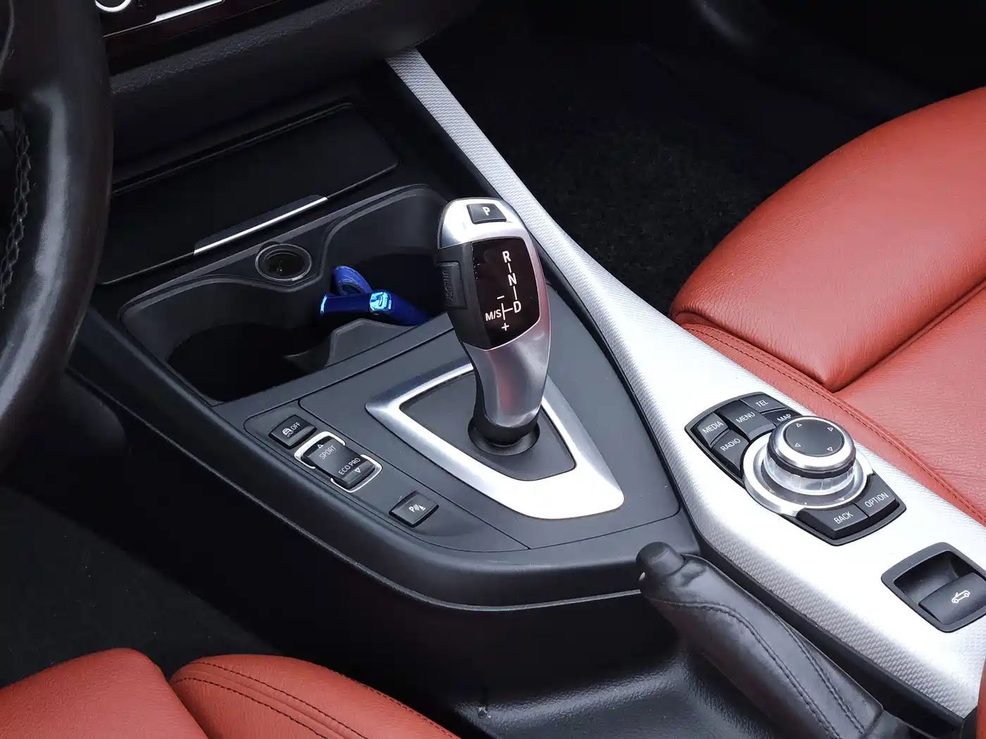 Фото 11 - BMW 2 Series (Import)