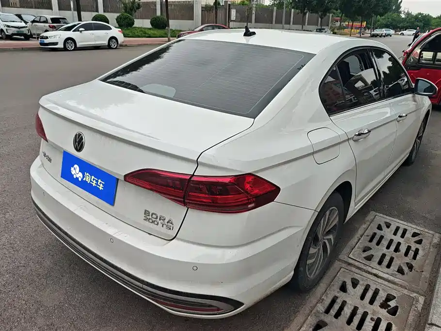 Volkswagen Bora 2023 200TSI DSG Smart Edition фото 3