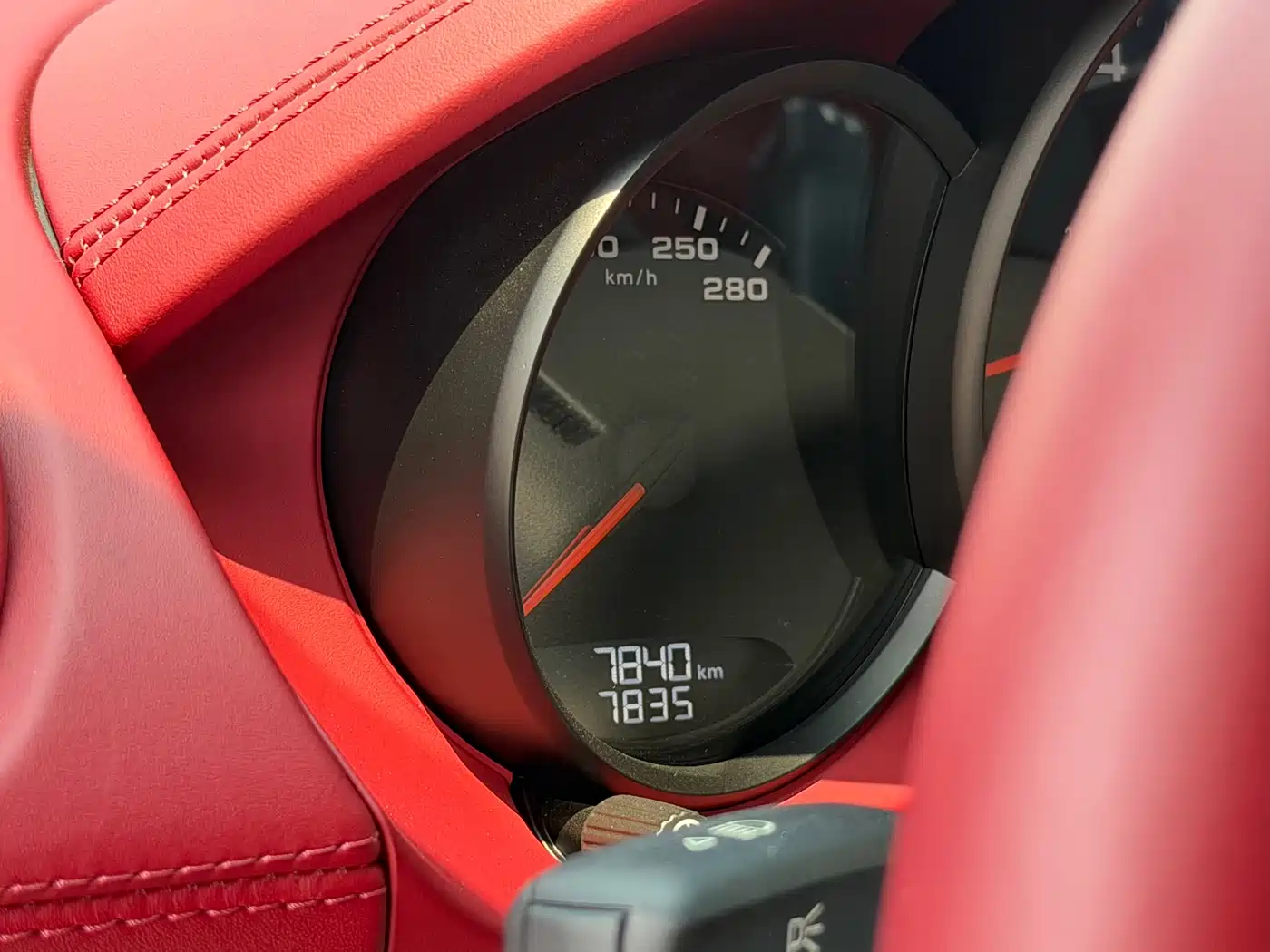 Porsche 718 2020 Cayman 2.0T фото 12