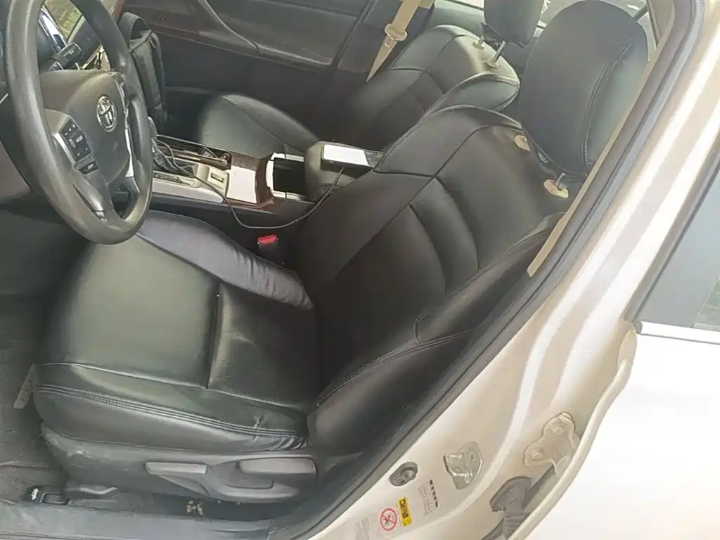 Toyota Reiz 2013 2.5S Elite Edition фото 15