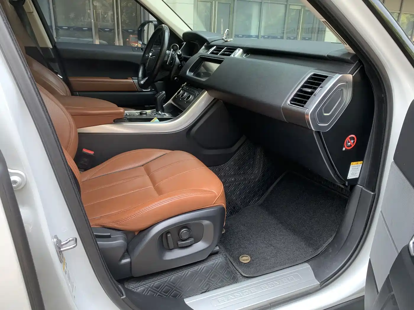 Land Rover Range Rover Sport 2017 3.0 SC V6 HSE DYNAMIC фото 4