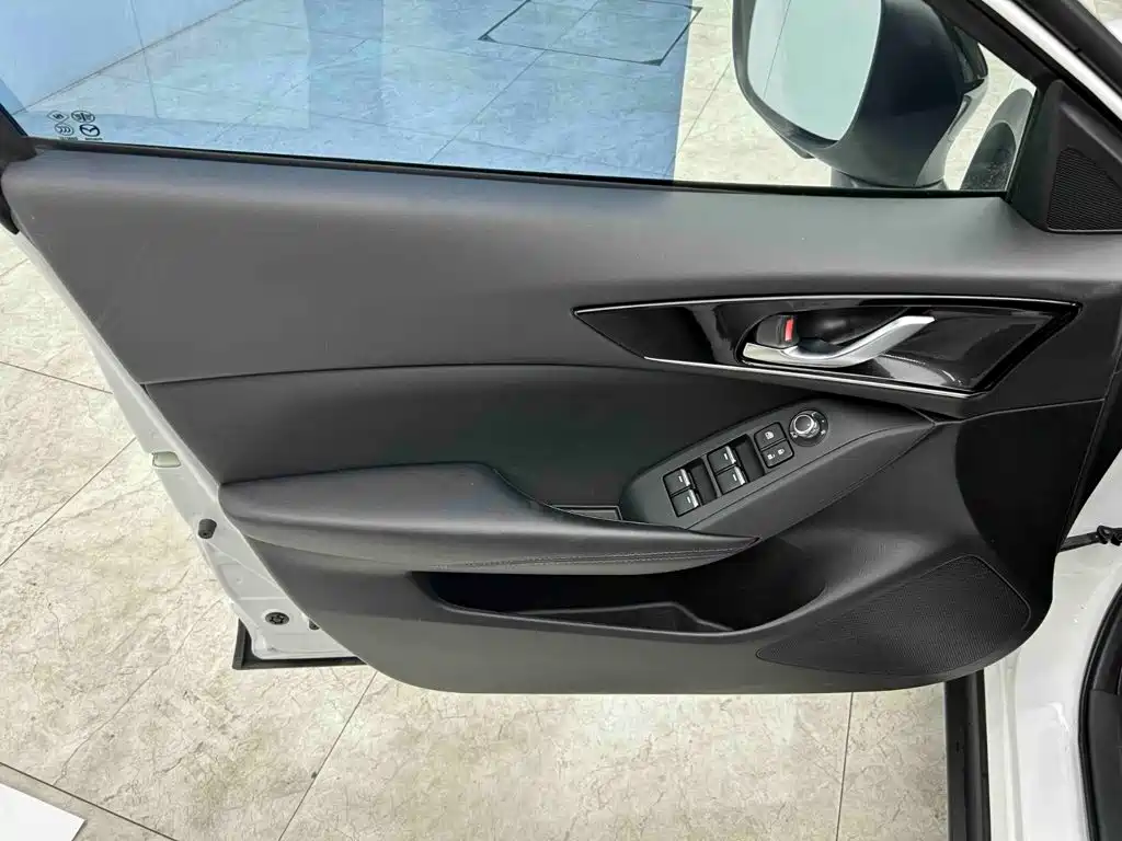 Mazda CX-4 2023 2021 2.0L Auto FWD Skyactiv Vitality Edition