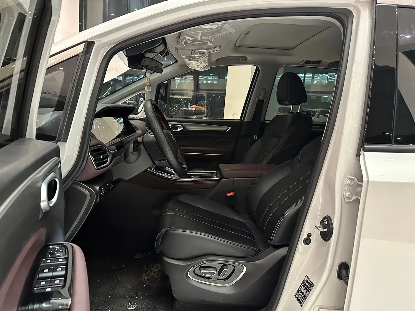 GAC Trumpchi Trumpchi M6 2024 MAX 270T WDCT Honor Edition фото 7