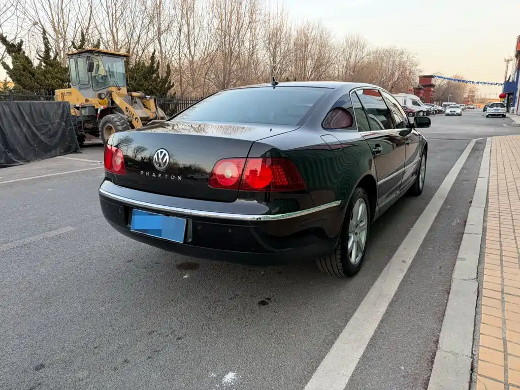 Volkswagen Phaeton 2010 2009 Model 3.6L V6 4-seat Extended Executive
