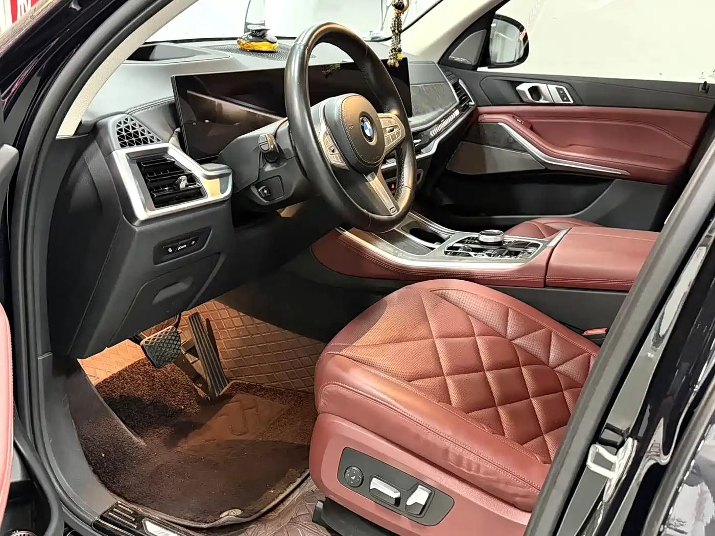 BMW X5 2023 xDrive 30Li Premium M Sport Package фото 4
