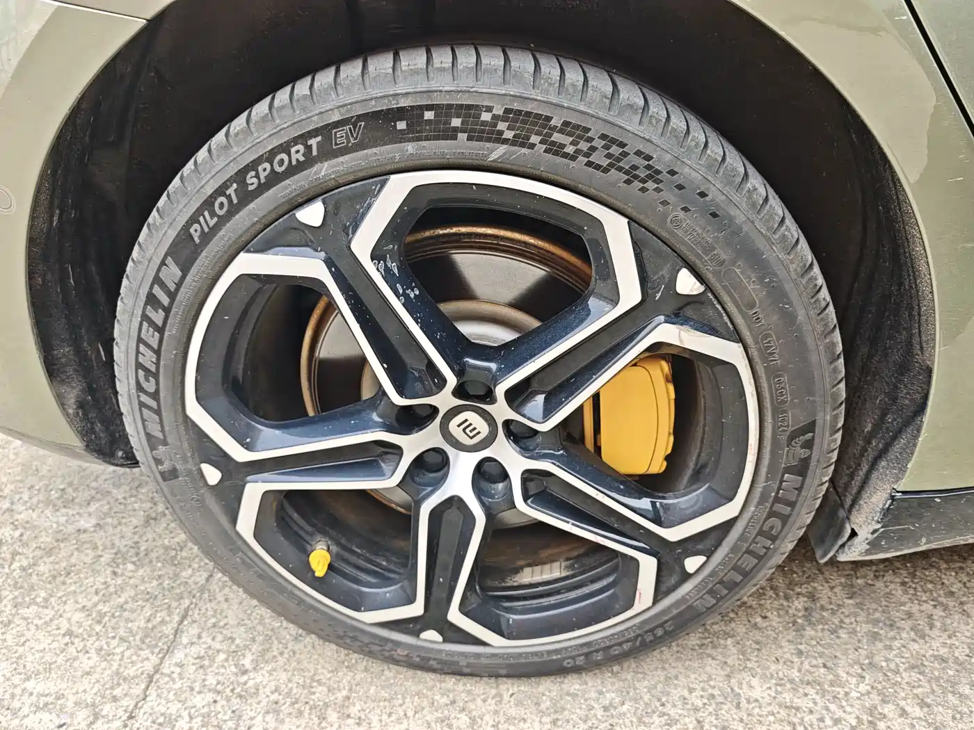 Xiaomi Auto Xiaomi SU7 2024 AWD Extended Range Advanced Smart Driving Max Edition фото 15