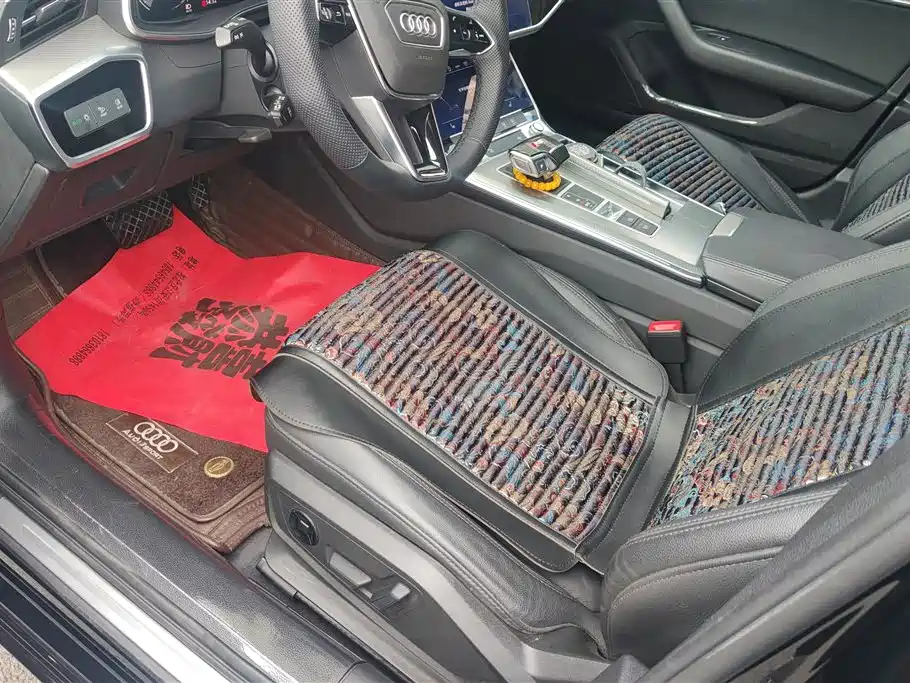 Audi A6L 2022 45 TFSI Premium Elegance фото 9