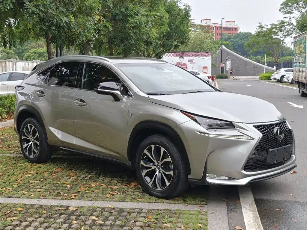 Lexus NX 2015 200t AWD F SPORT фото 4