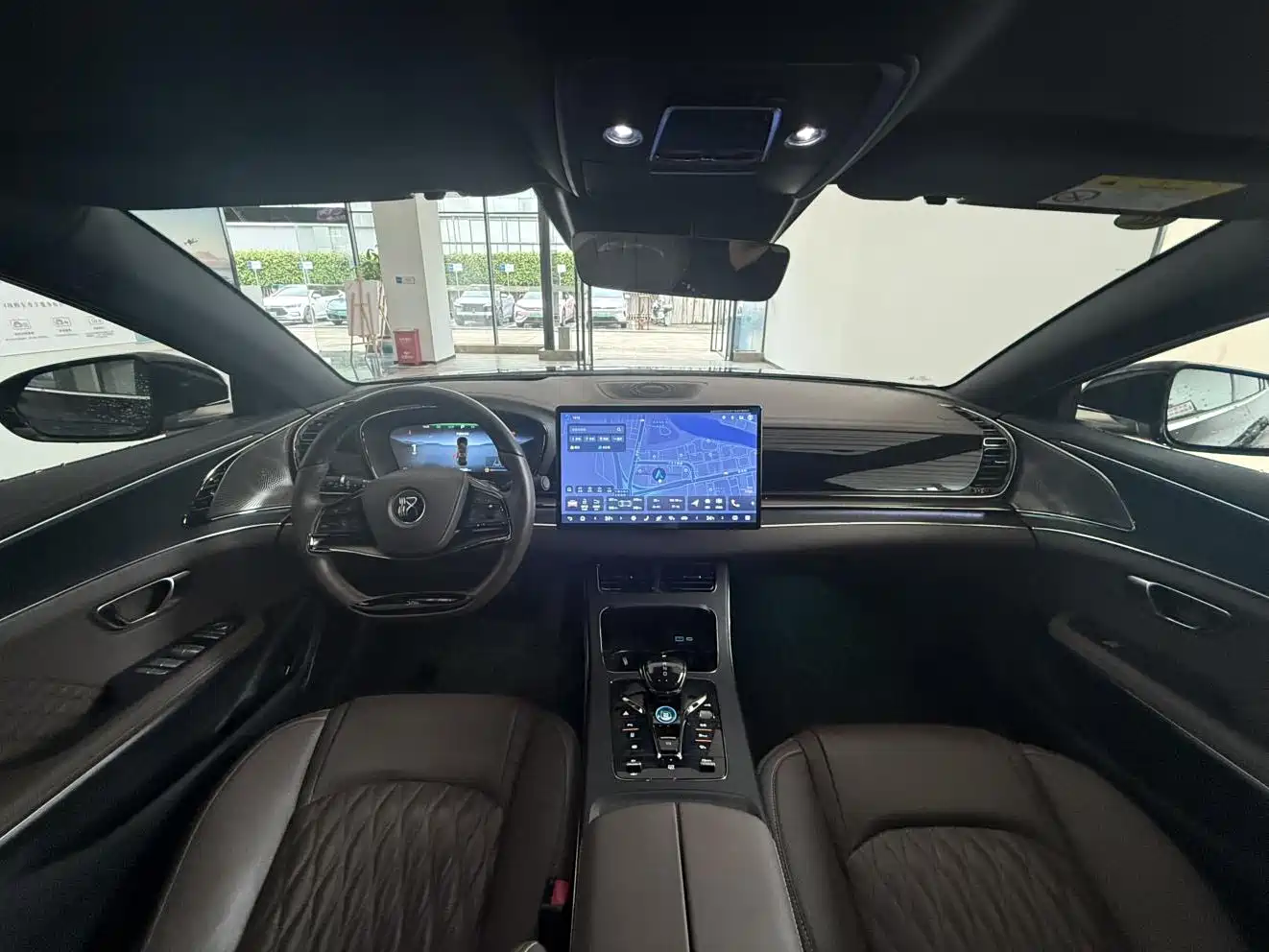 BYD Han 2024 Model DM-i Glory Edition 121KM Premium Type фото 7
