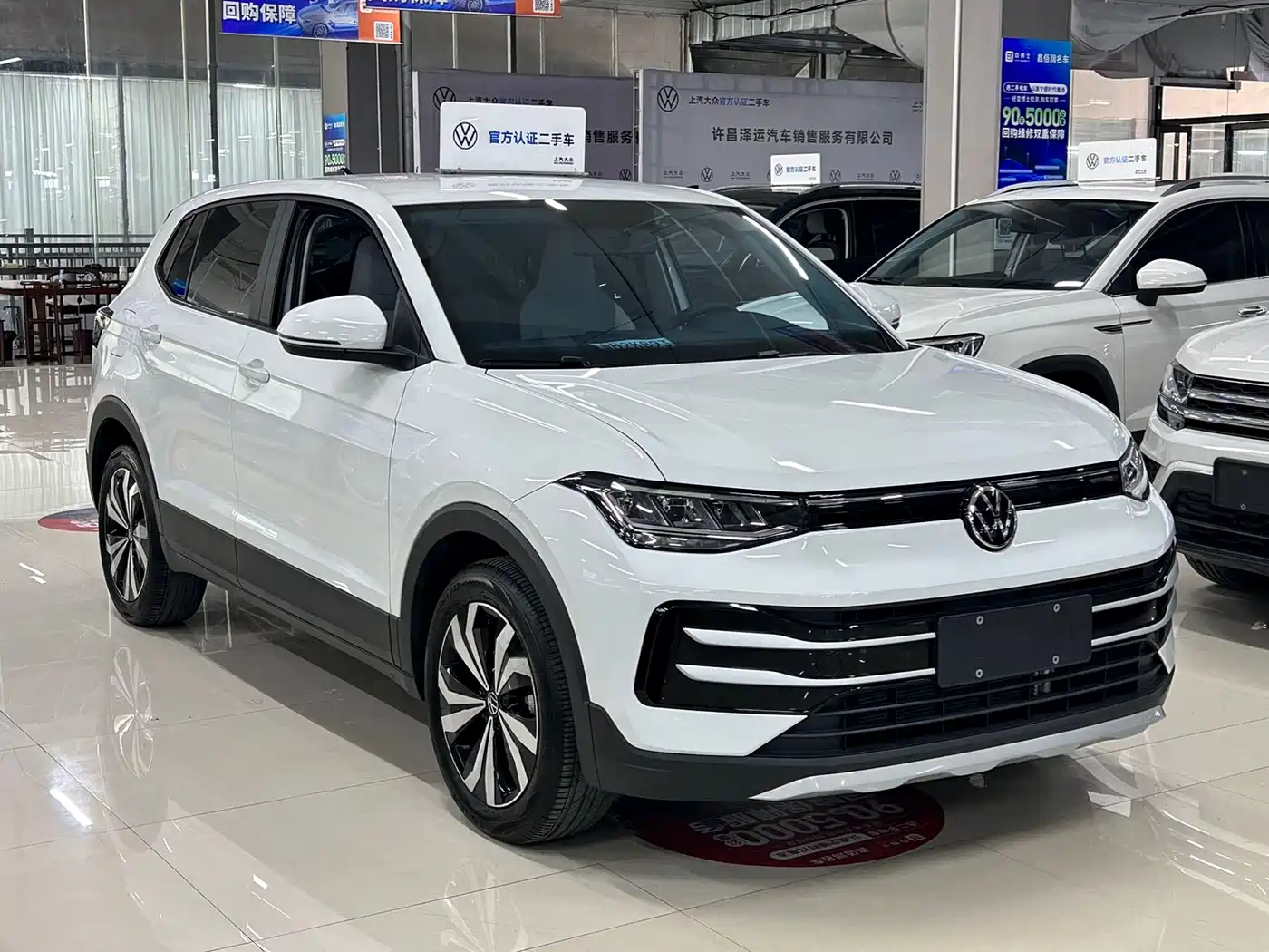 Volkswagen Tharu 2025 Model Rising Star 1.5L Advance Edition фото 6