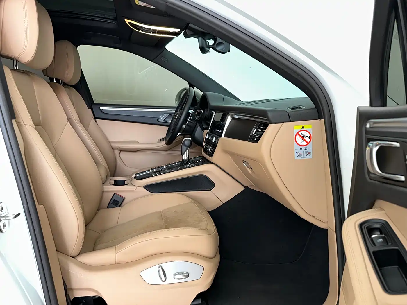 Porsche Macan 2018 Macan 2.0T фото 11