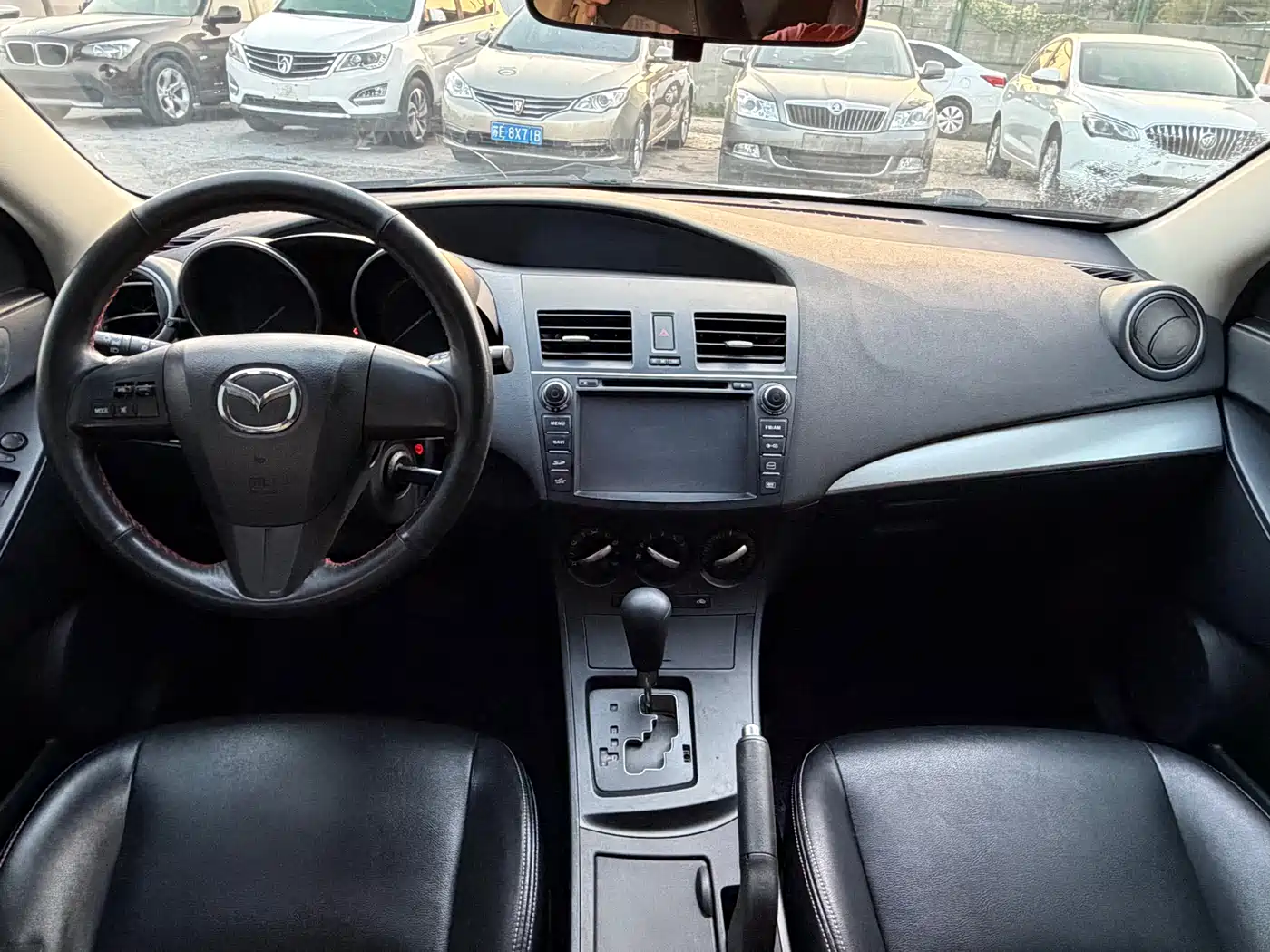 Mazda Mazda3 Axela 2013 2013 Hatchback 1.6L Automatic Elite