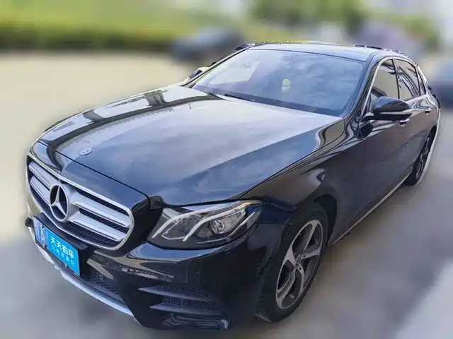 Mercedes-Benz E-Class 2019 E 300 L Sport Fashion — фото 1