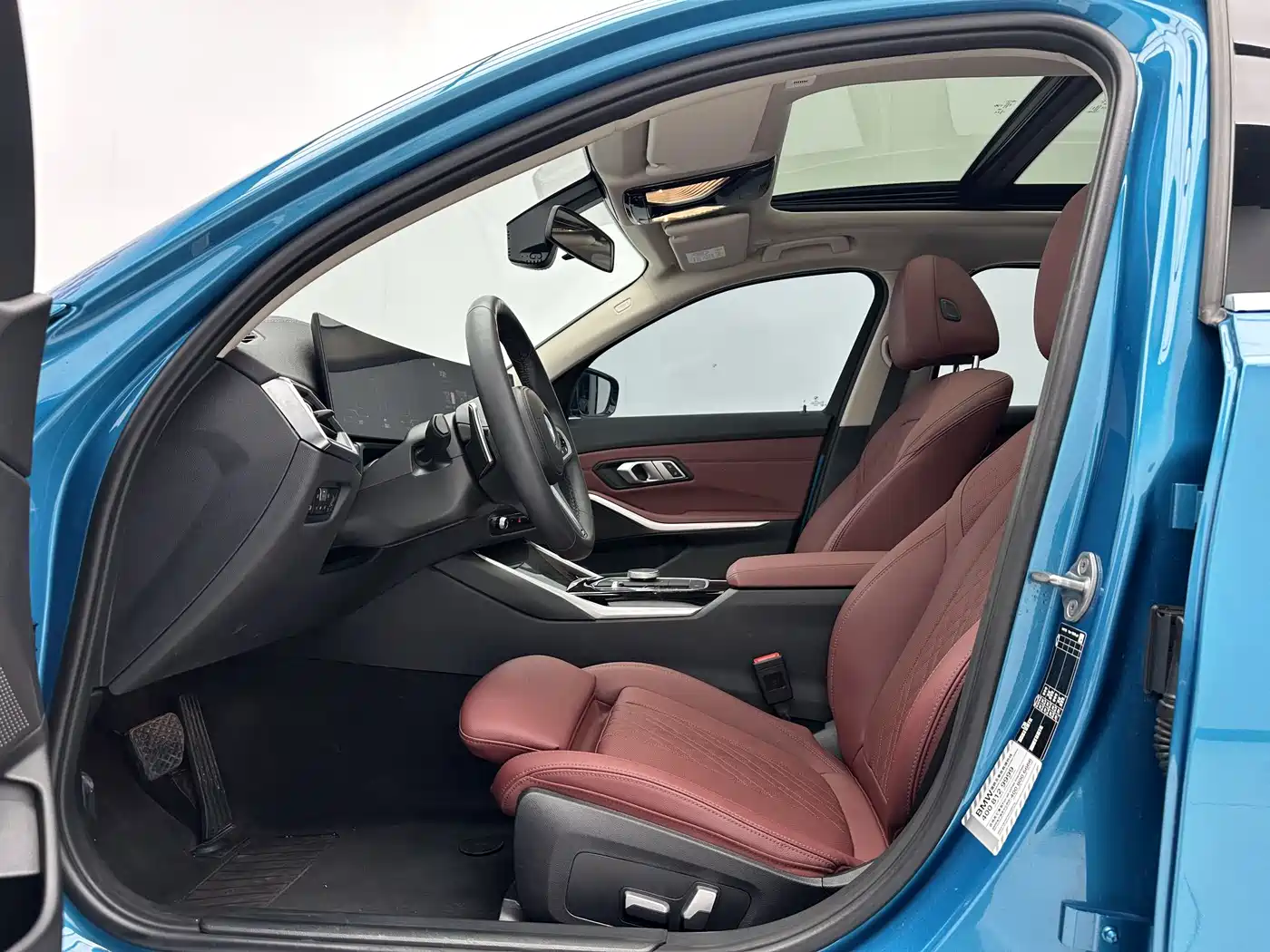BMW 3 Series 2023 320Li M Sport Package фото 5