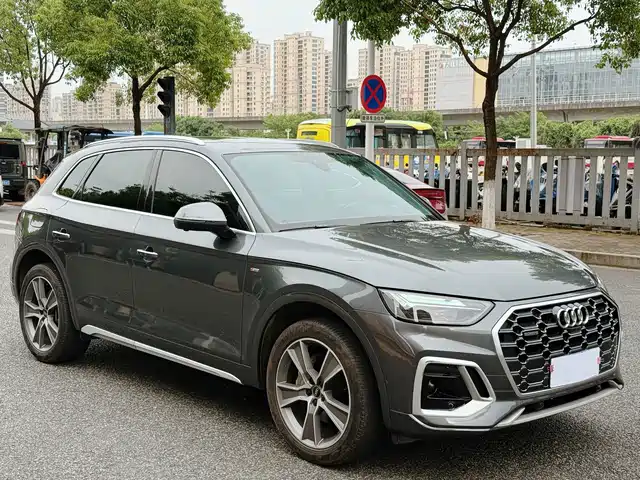 Audi Q5L 2022
