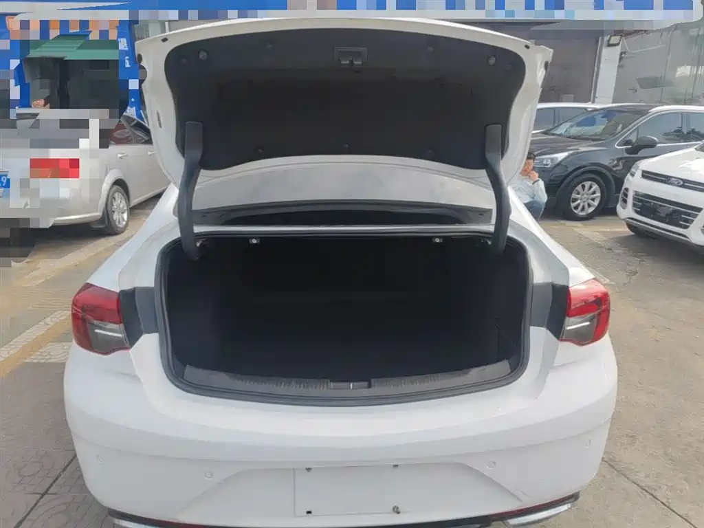 Buick Regal 2019 20T Elite China VI фото 19