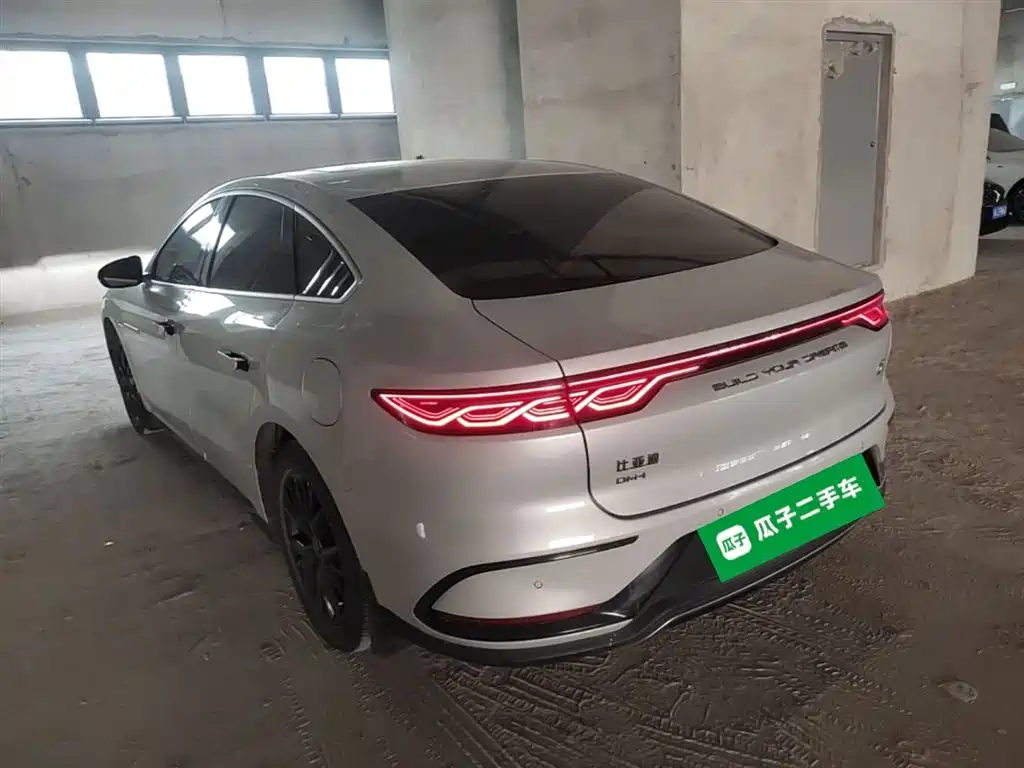 BYD Han 2024 DM-i Glory Edition 121KM Elite фото 9