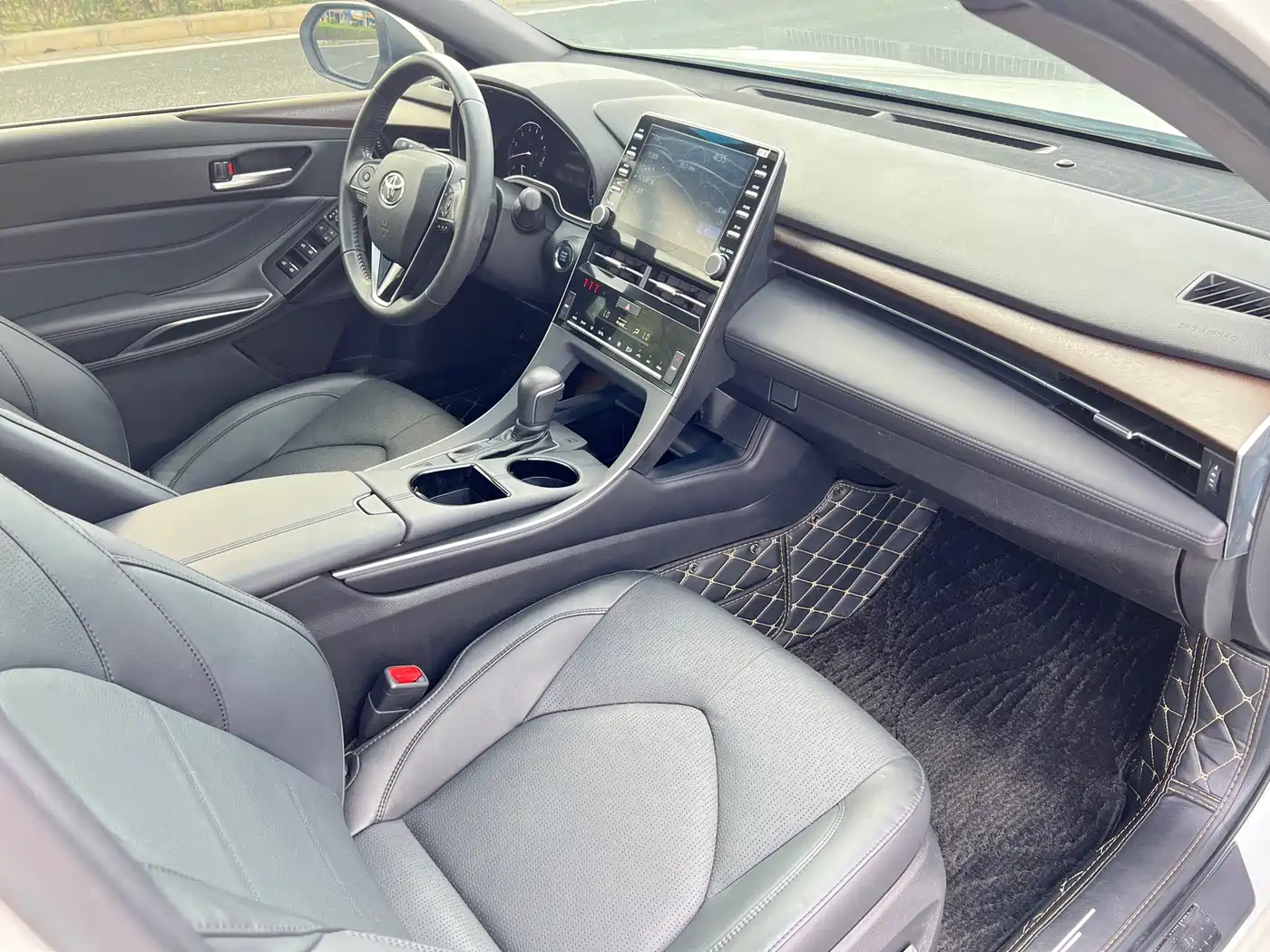 Toyota Avalon 2019 2.0L XLE Premium Edition (China VI) фото 14