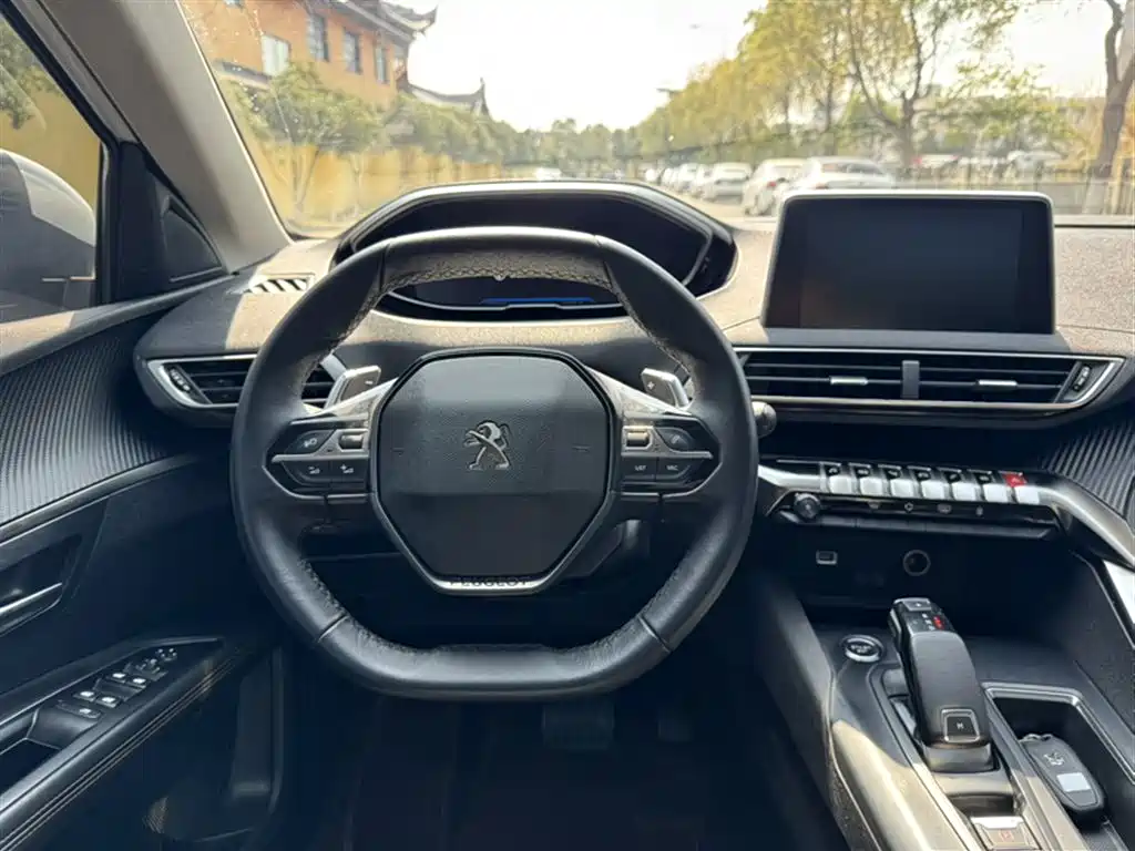 Peugeot 5008 2019 380THP 5-seat Elite Edition фото 15