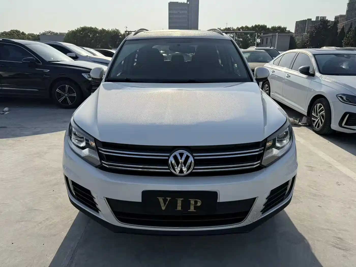 Volkswagen Tiguan 2016 Model 300TSI Automatic 2WD Trend Edition