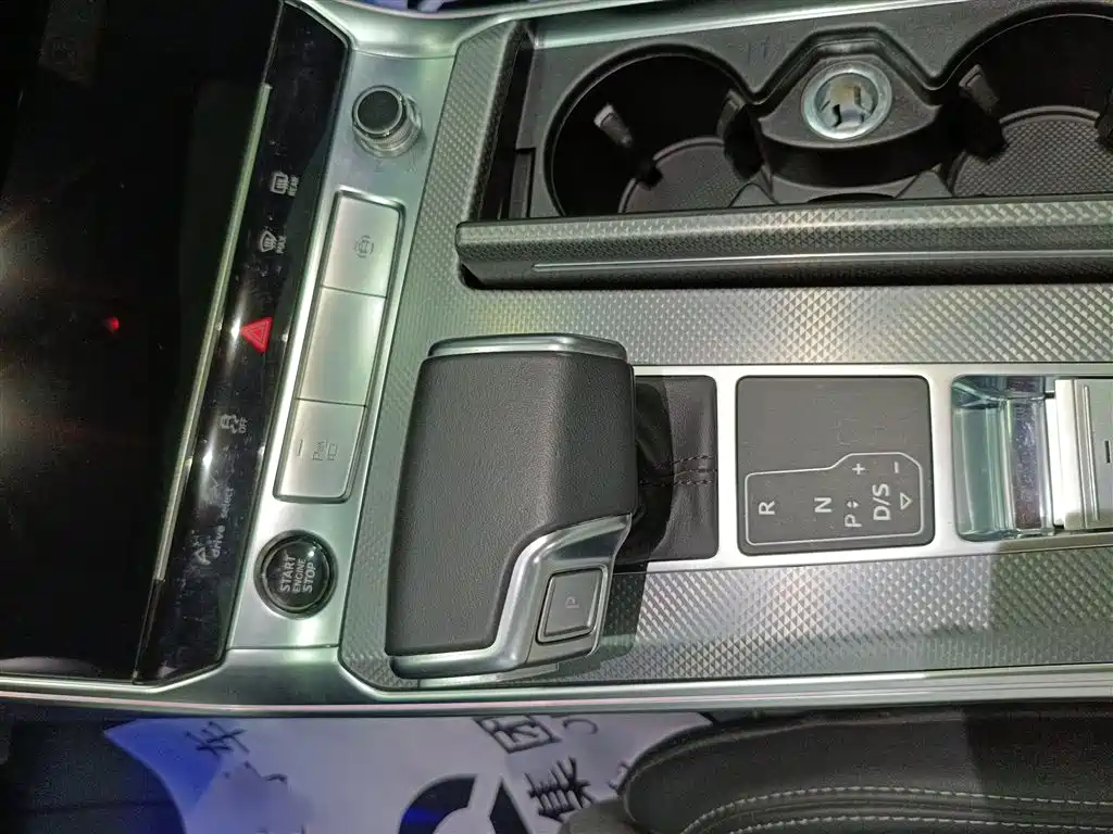 Audi A6L 2024 45 TFSI Premium Dynamic фото 11