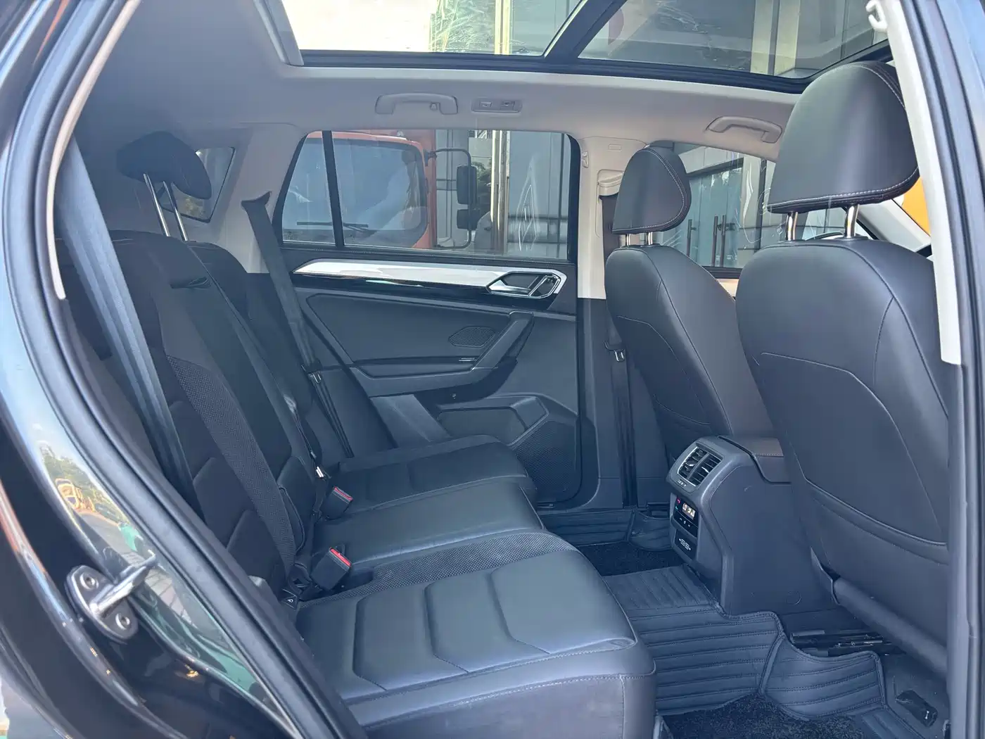Volkswagen Tayron 2020 330TSI 2WD Luxury Smart Edition фото 13
