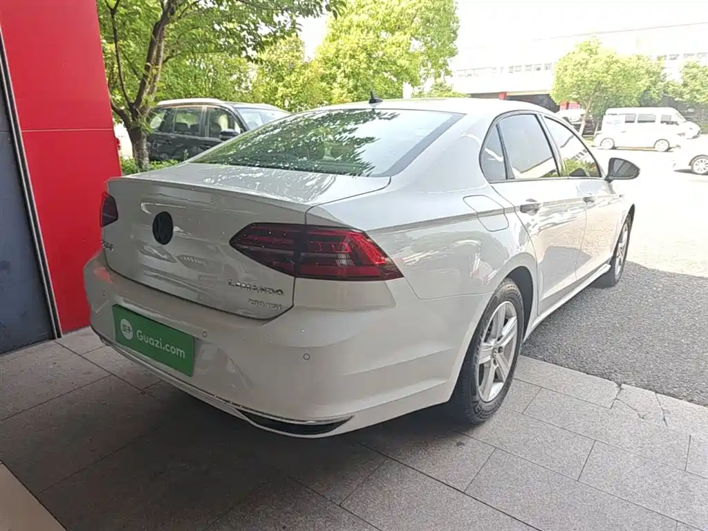 Volkswagen Lamando 2021 230TSI DSG Fashion Edition фото 7