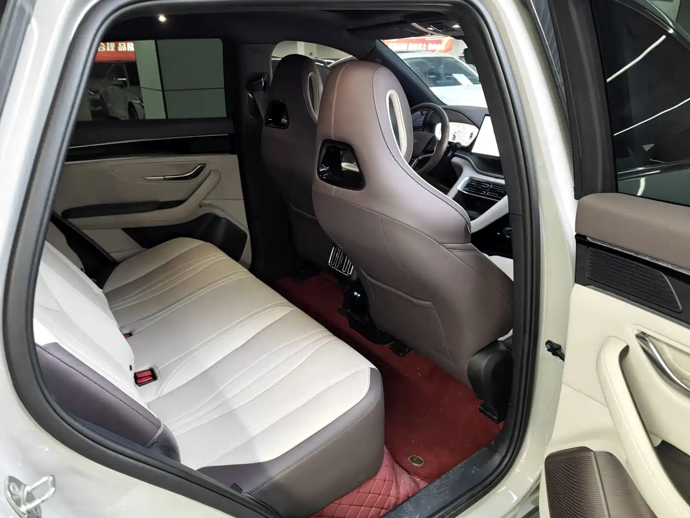 BYD Song PLUS PHEV 2025 DM-i 112KM Honor фото 12