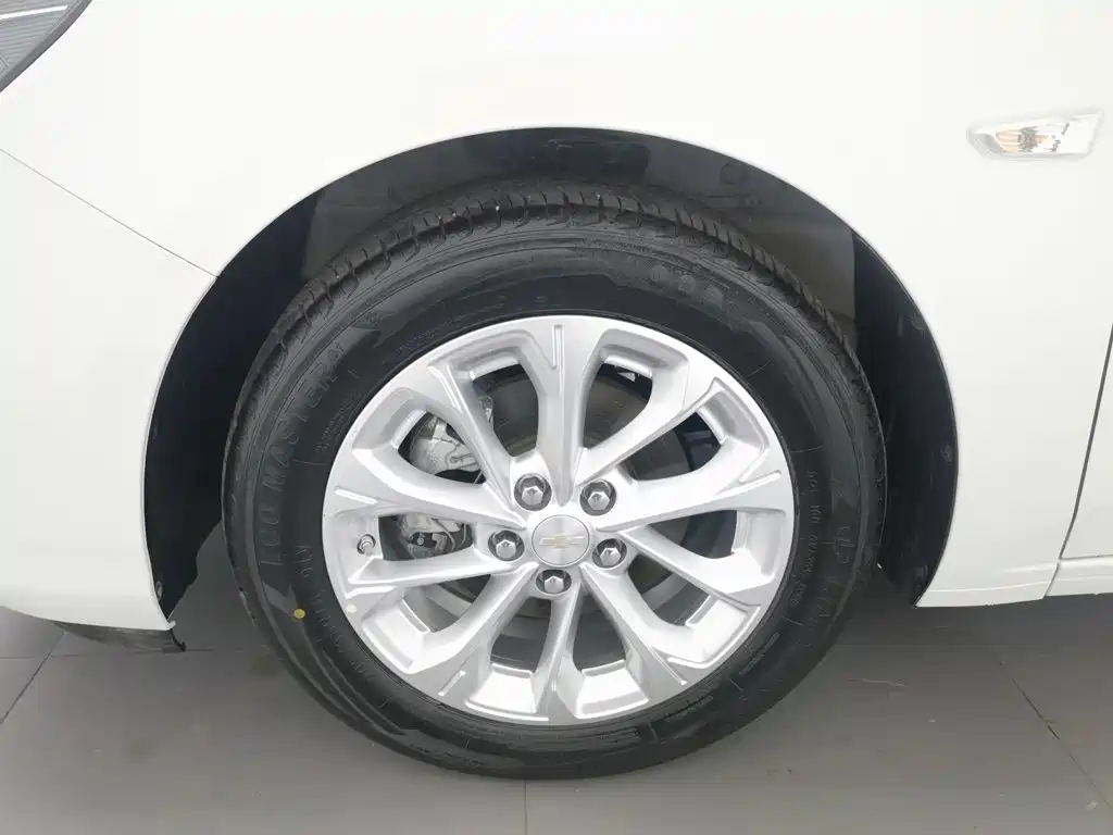 Chevrolet Monza 2024 2024 1.5L Dual-Clutch Delight Edition