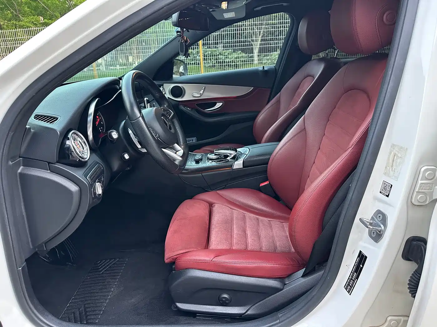Mercedes-Benz C-Class 2017 Facelift C 200 Sport Edition фото 4