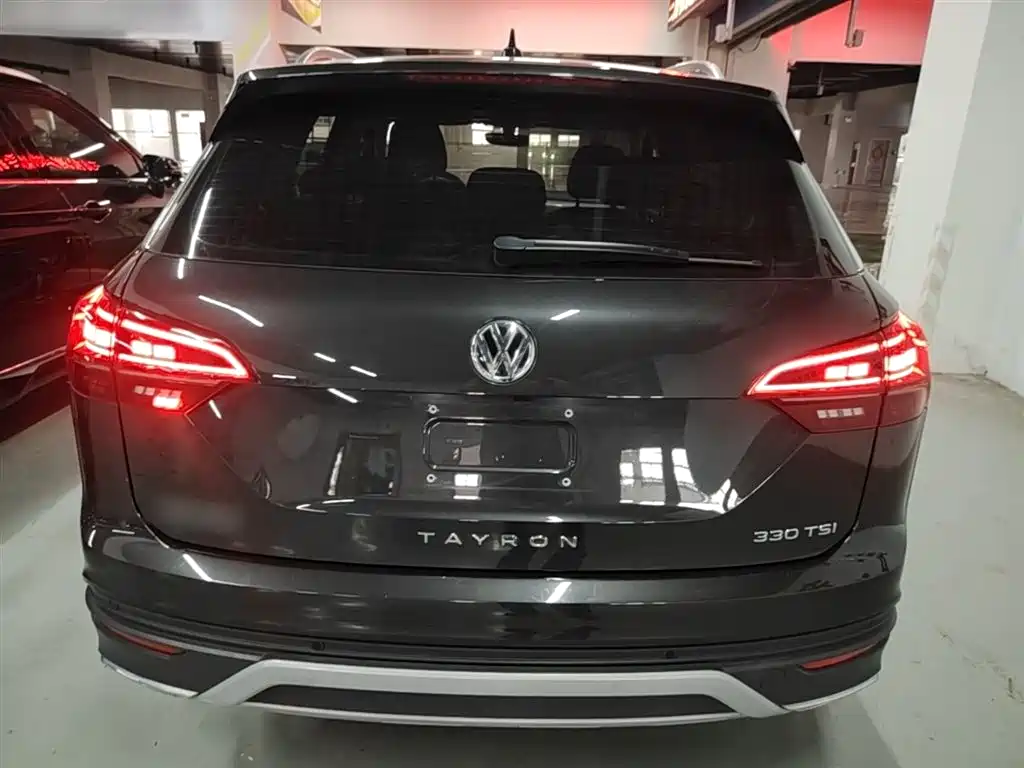 Volkswagen Tayron 2022 330TSI 2WD Luxury Smart Connect Edition фото 6