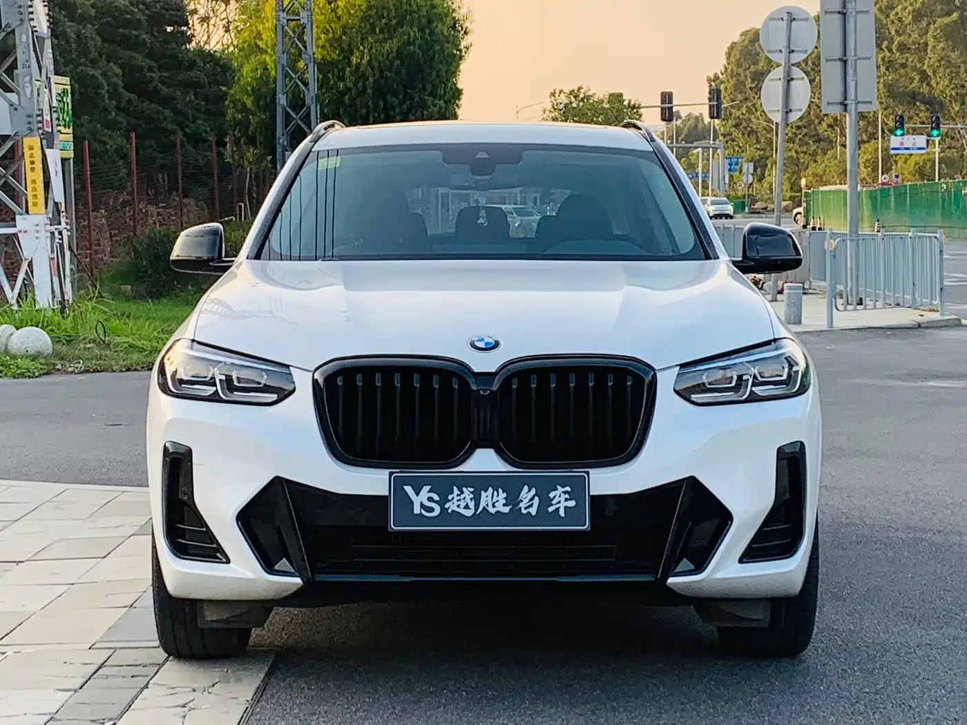 BMW X3 2022 xDrive30i Leading M Night Package фото 2