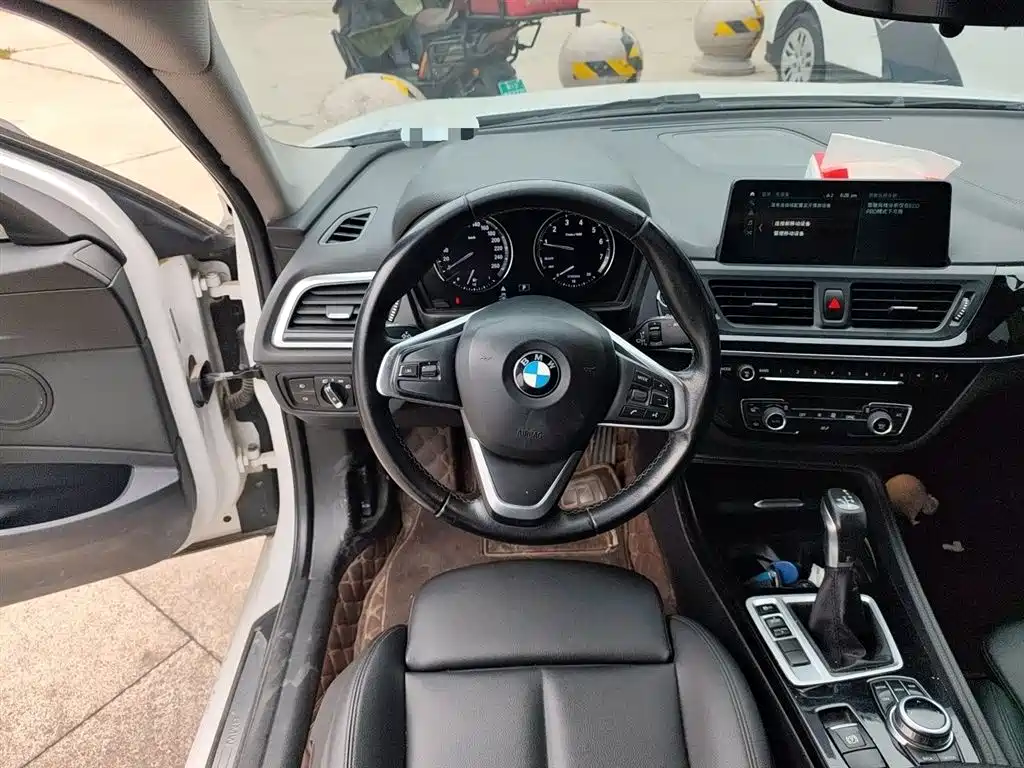 BMW 1 Series 2017 118i Design Package фото 3
