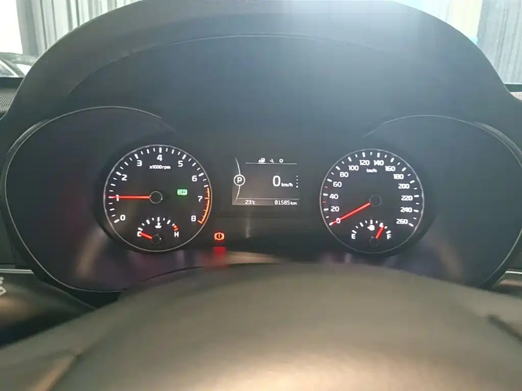 Kia K5 2016 1.6T Automatic LUX фото 12
