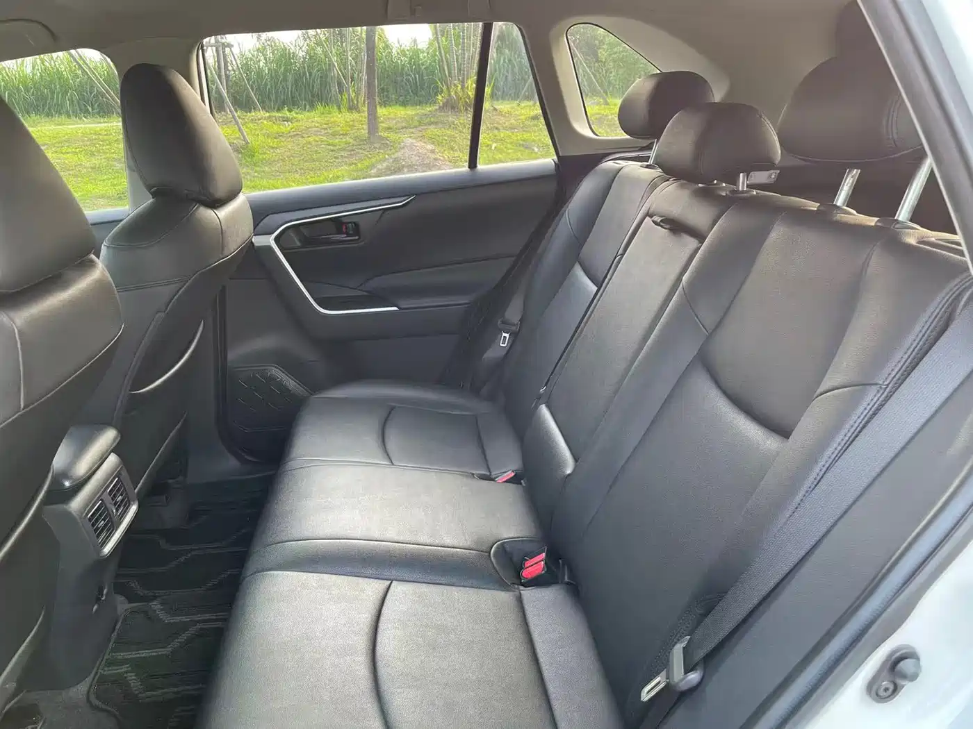 Toyota RAV4 Rongfang 2022 2.0L CVT 2WD Urban Edition фото 20
