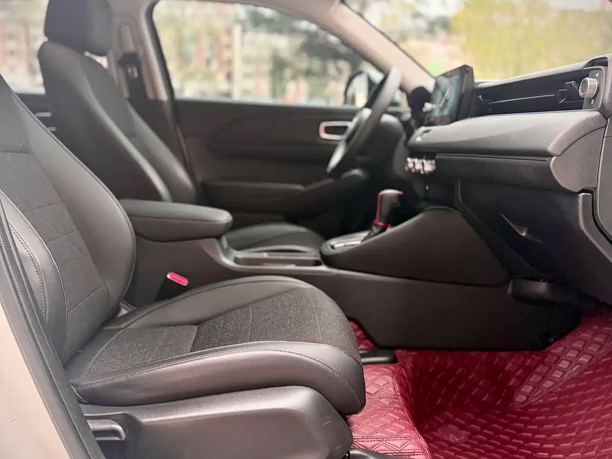 Photo 13 - Honda Vezel
