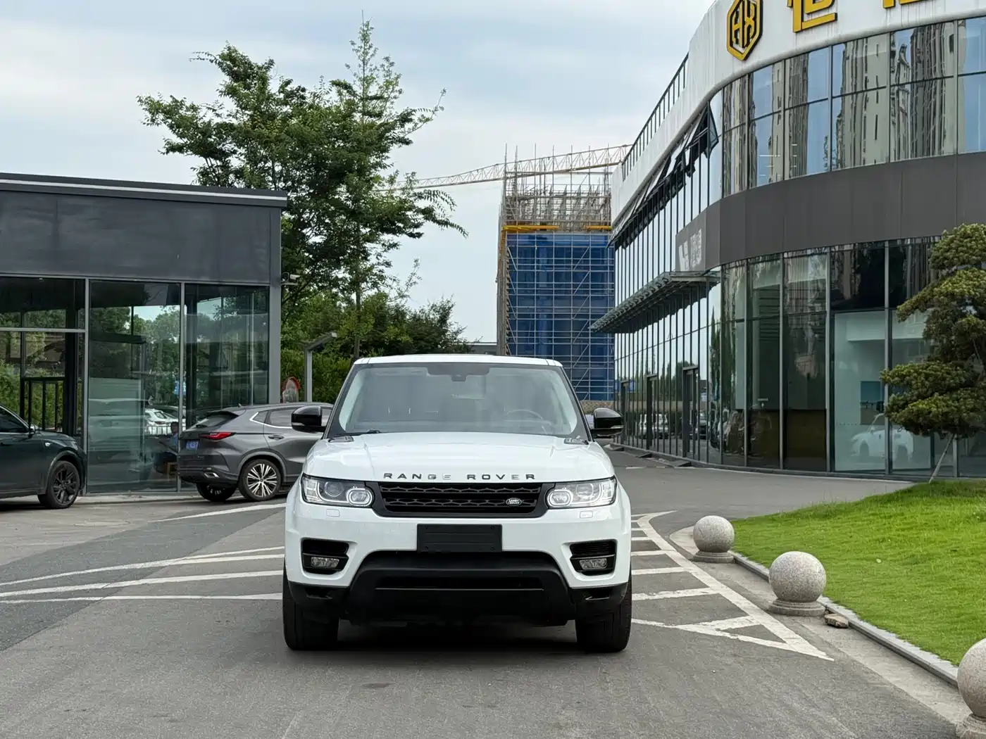 Land Rover Range Rover Sport 2014 3.0 SC V6 HSE DYNAMIC фото 2