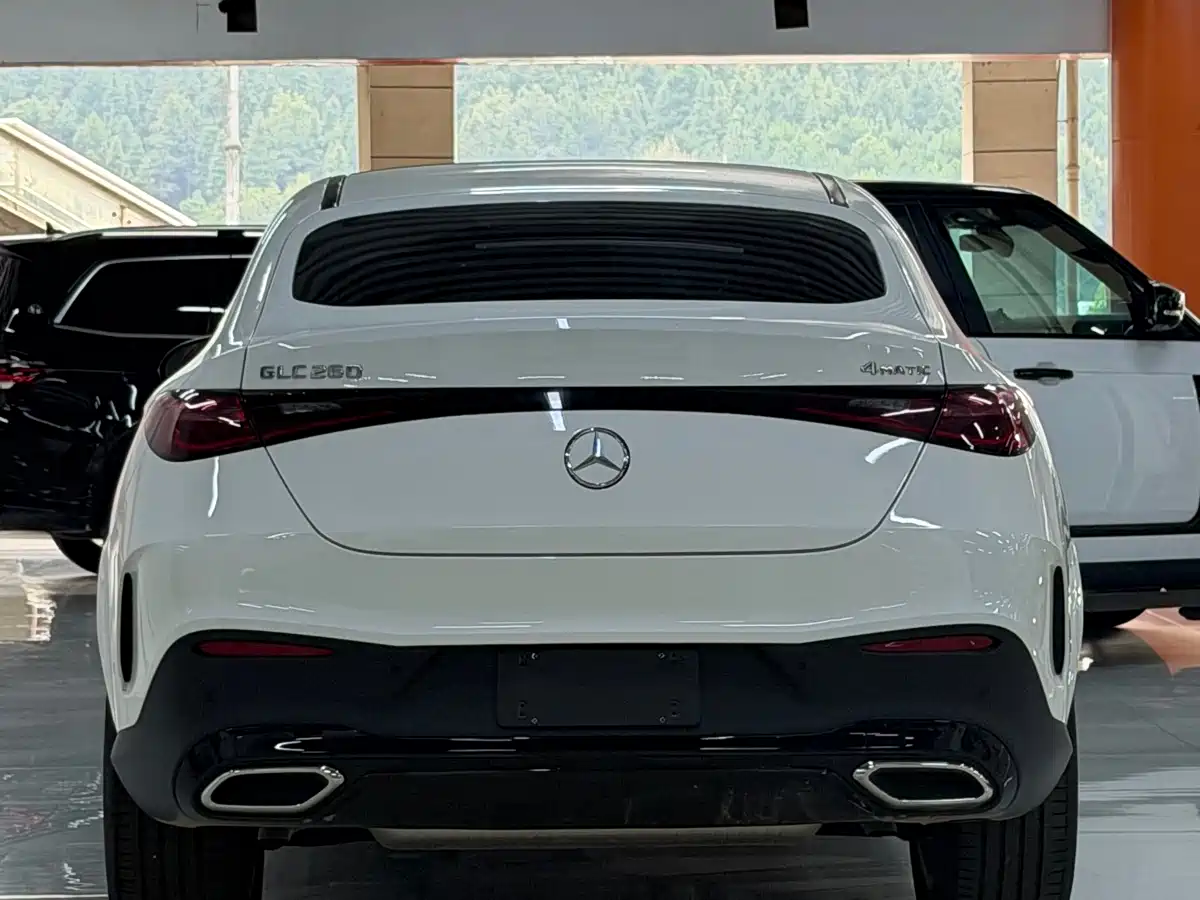 Mercedes-Benz GLC Coupe 2025 2025 Facelift GLC 260 4MATIC Coupe SUV