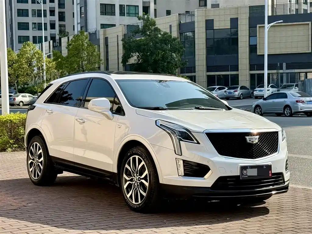 Cadillac XT5 2021 28T AWD Leading Sport фото 3