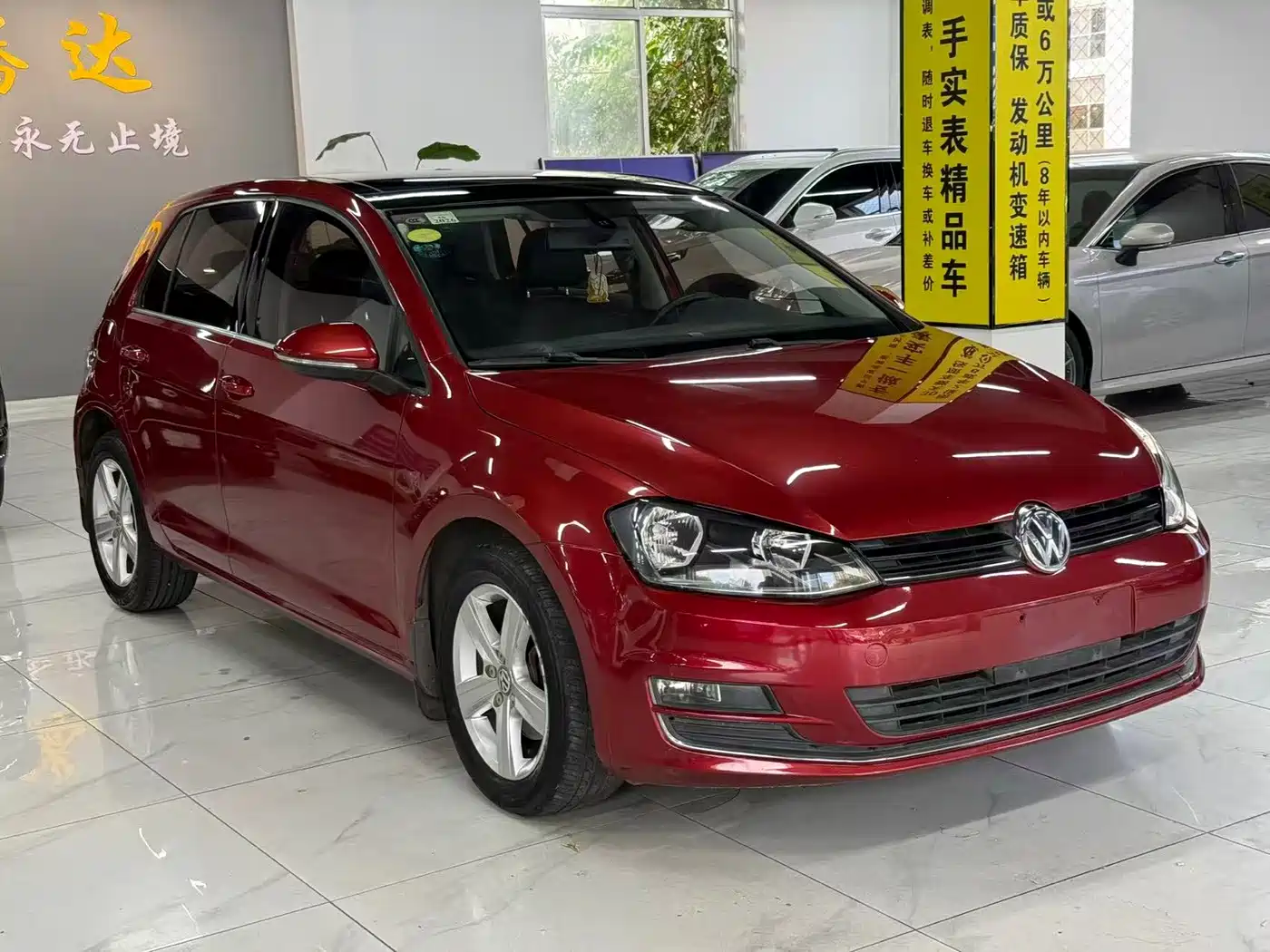 Фото 3 - Volkswagen Golf