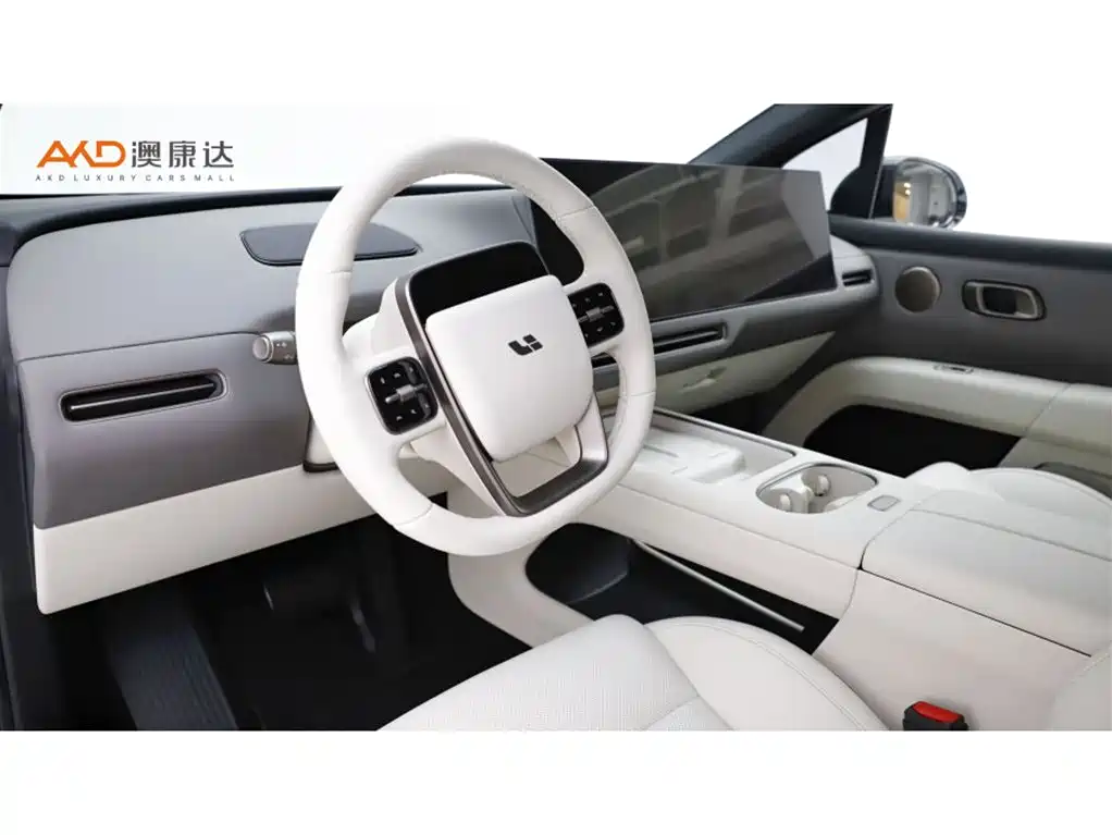 Li Auto i6 2026 2025 4WD Base Model