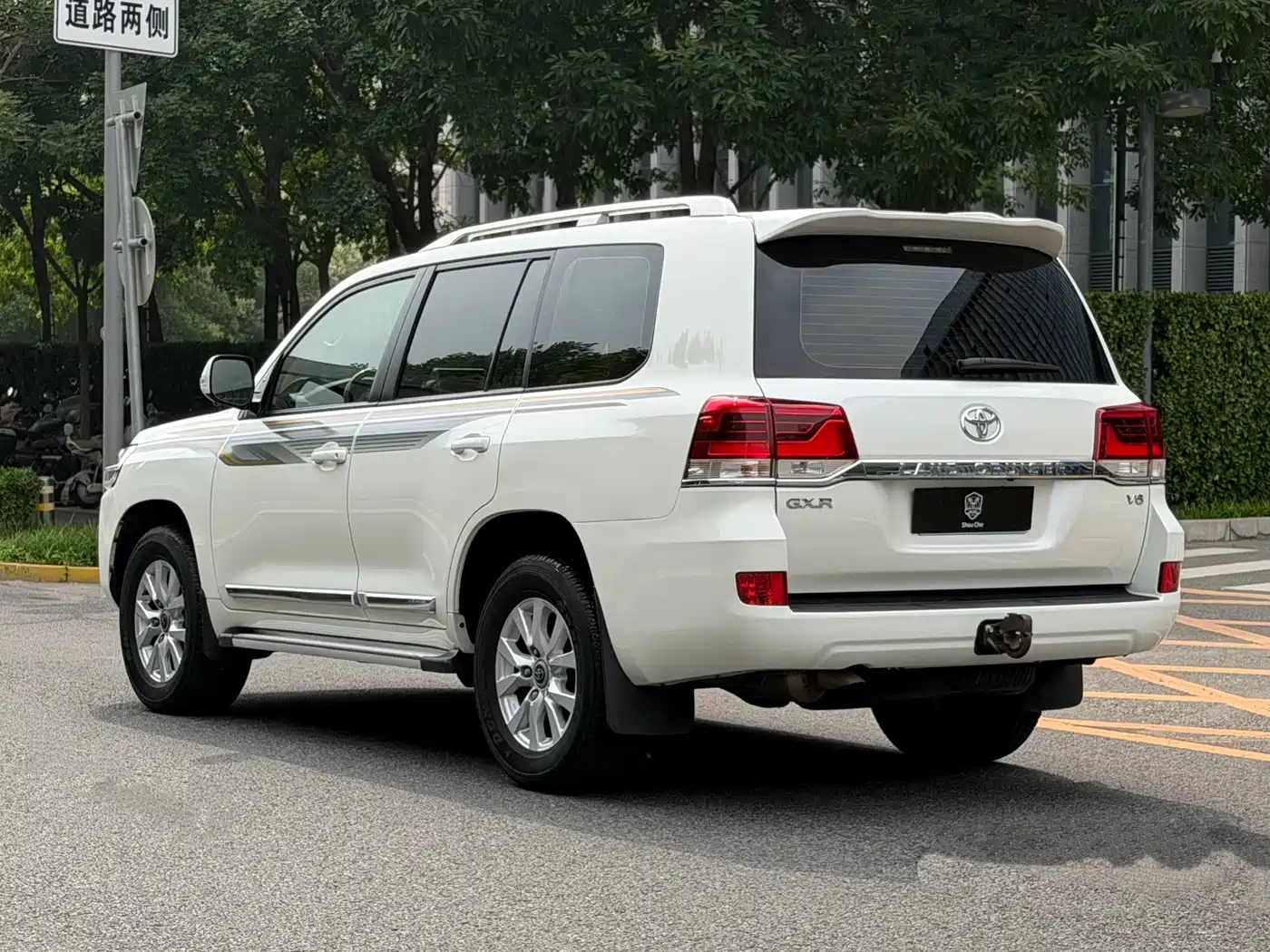 Toyota Land Cruiser (Import) фото 6