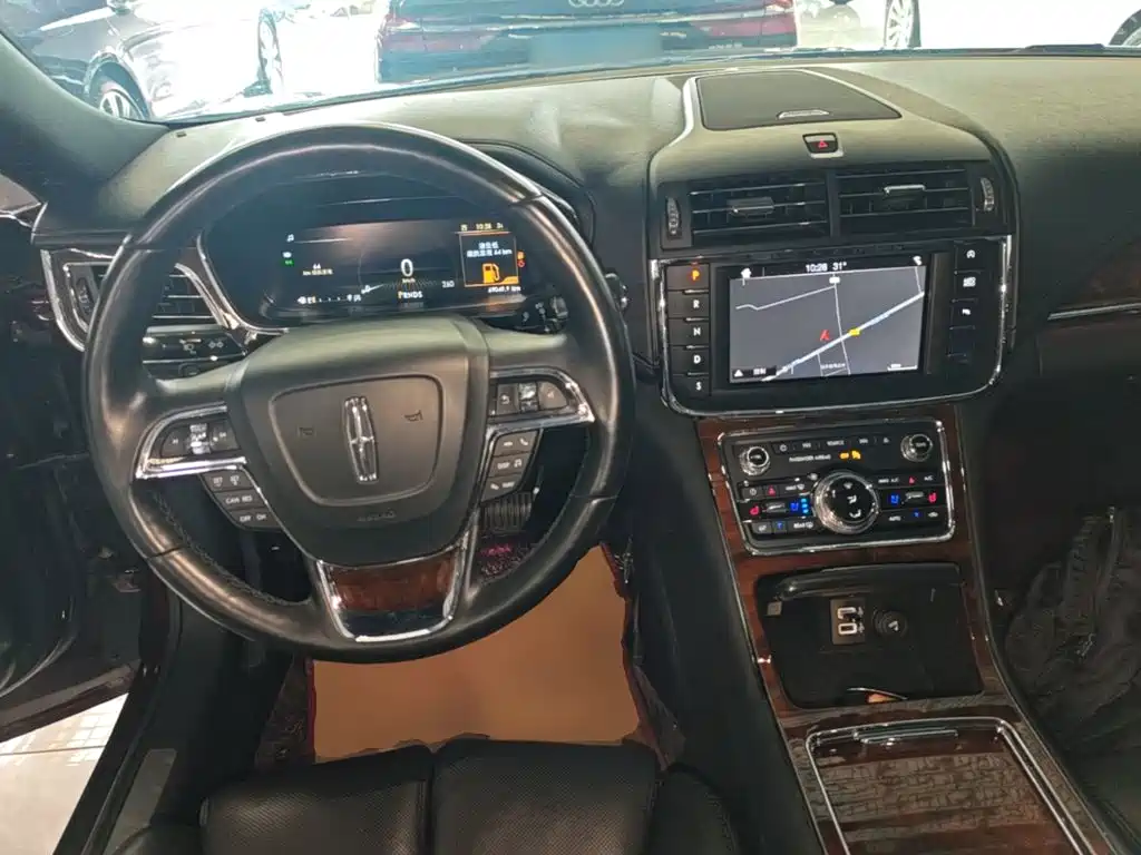 Lincoln Continental 2019 2018 2.0T 2WD Zunya Edition