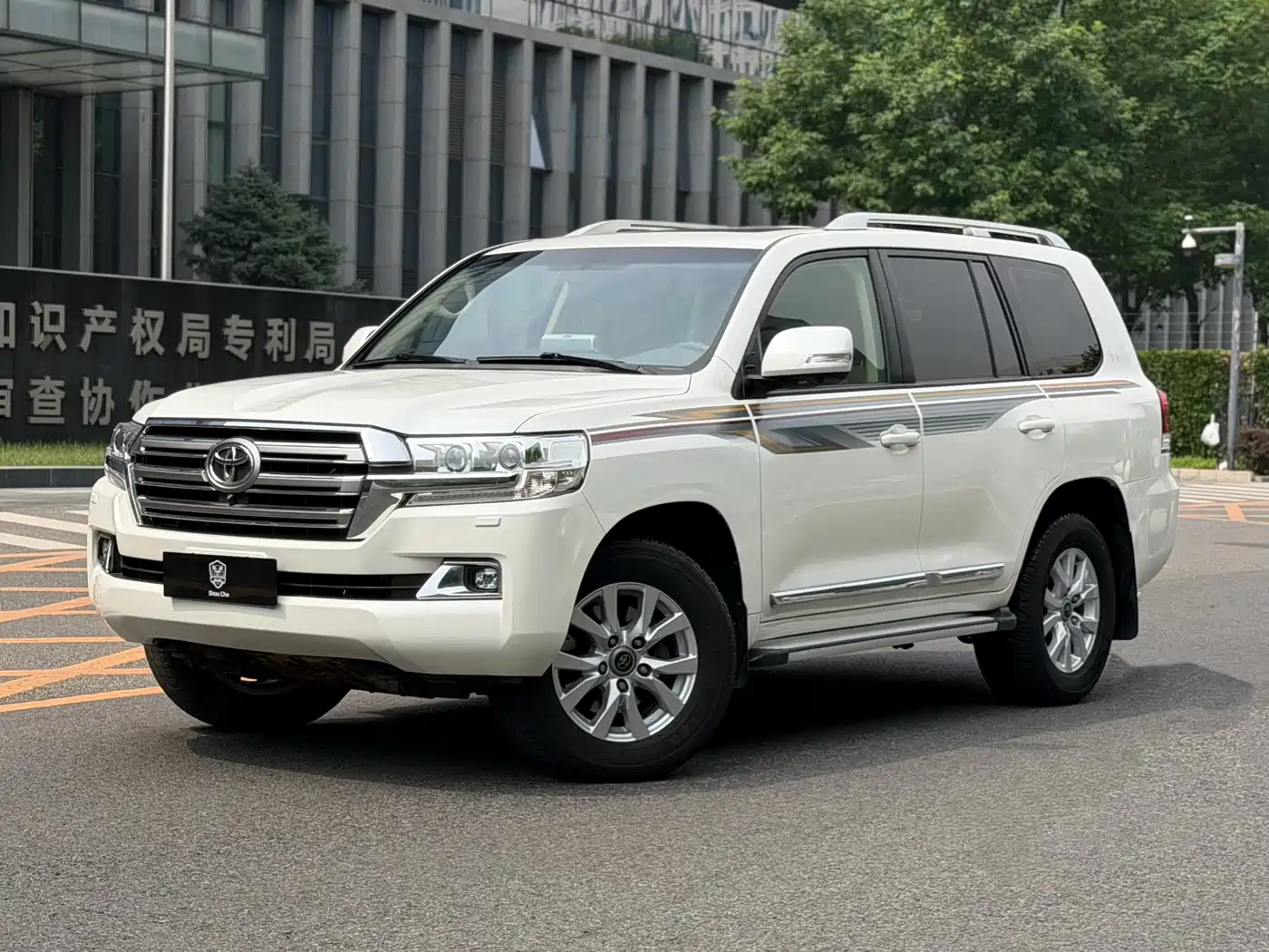 Toyota Land Cruiser (Import)