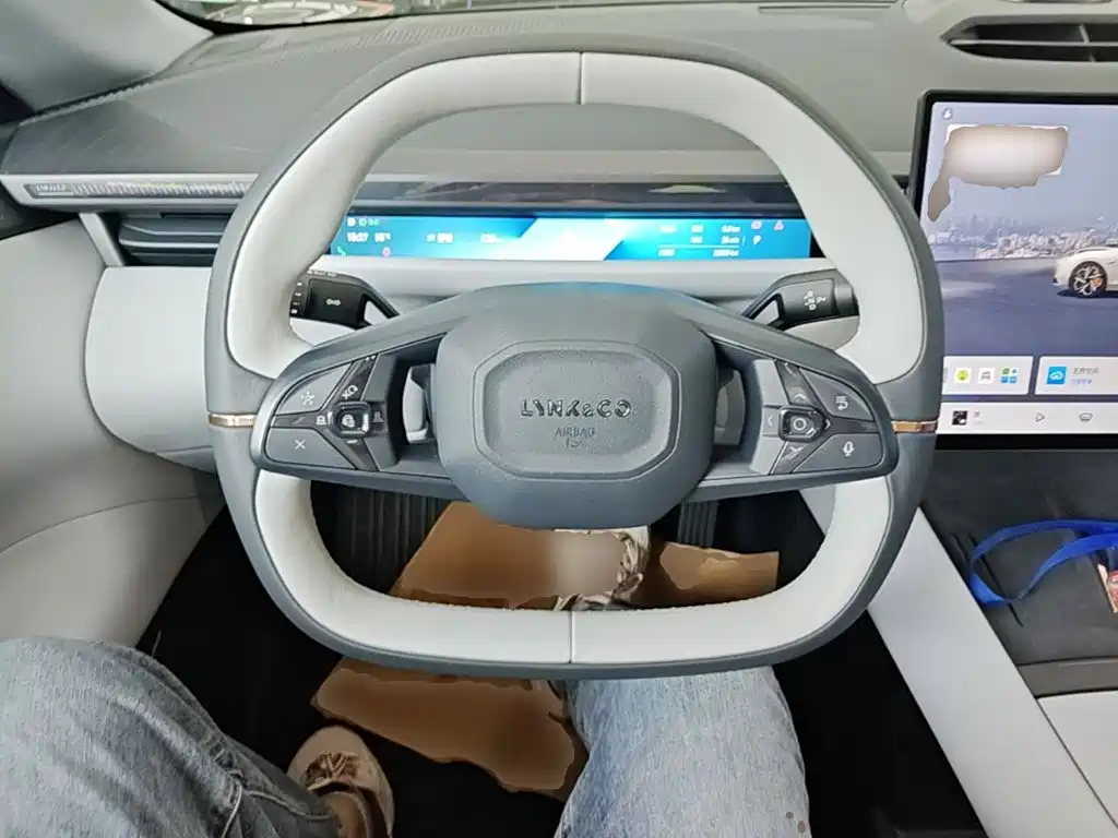 Lynk & Co Z10 2026 2025 71kWh 602km RWD Pro