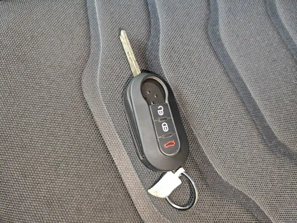 Iveco Daily 2025 2021 2.0T Manual Chaorui Short Wheelbase Low Roof Sliding Door F1A