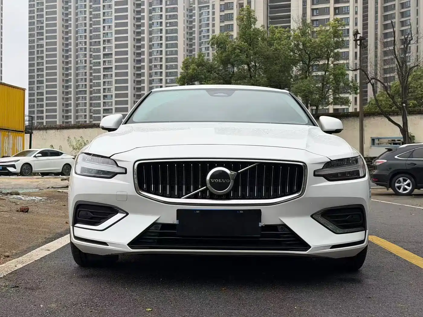 2025 Volvo S60